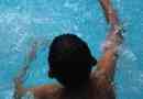 Comment enseigner la natation à un enfant