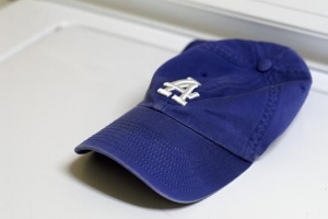 Comment nettoyer une casquette de baseball sans la ruiner