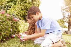 Comment faire une chasse aux œufs de pâques pour les tout-petits