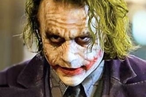 Comment faire un costume de joker du dark knight