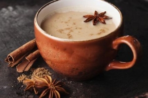 Comment faire un thé indien masala chai à partir de zéro