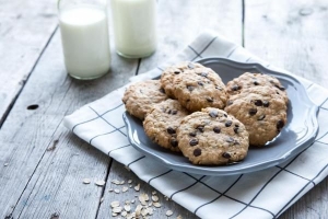 Comment faire des biscuits à l'avoine et au chocolat et à la banane sans sucre