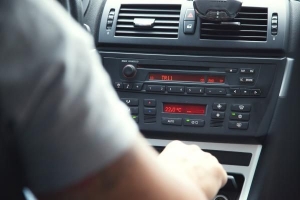 Comment protéger votre autoradio