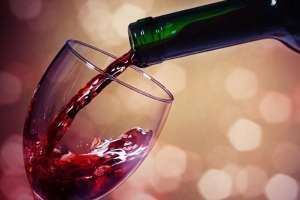 Comment enlever les taches de vin rouge