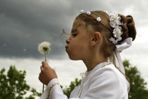 Comment organiser une fête de première communion avec un budget limité